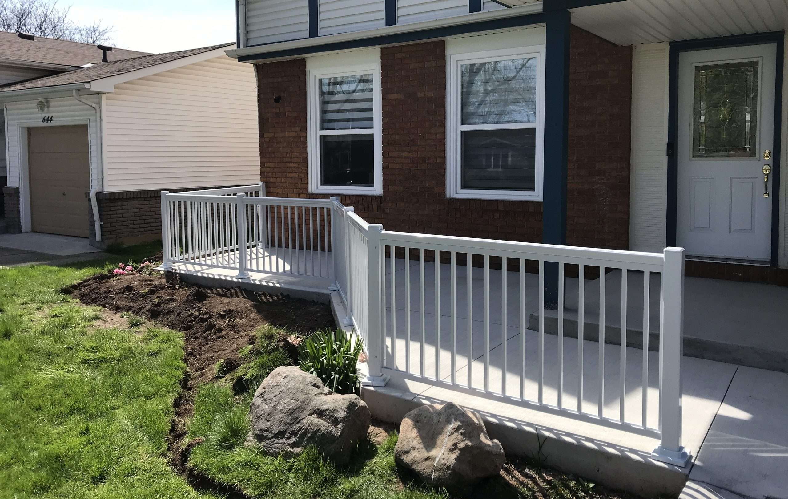 Aluminum Custom Patio Railings Installation White Waterloo, ON