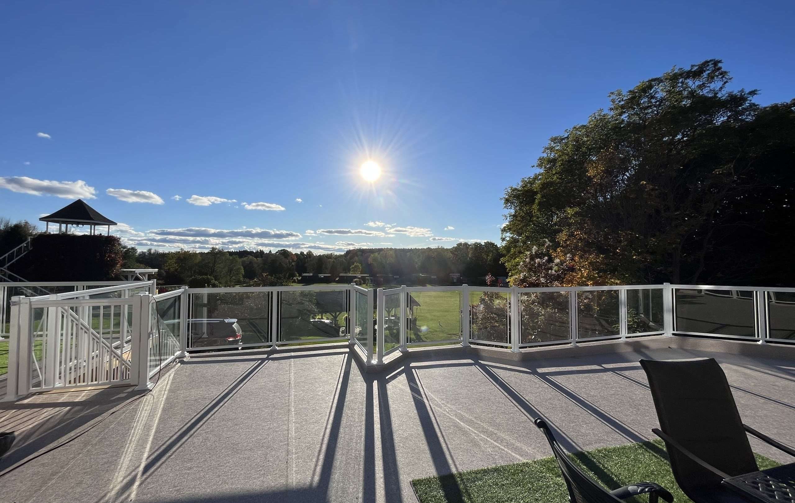 Deck Railings with Vision Clear Glass and Custom Gate Installation (Ariss, ON) - WHITE